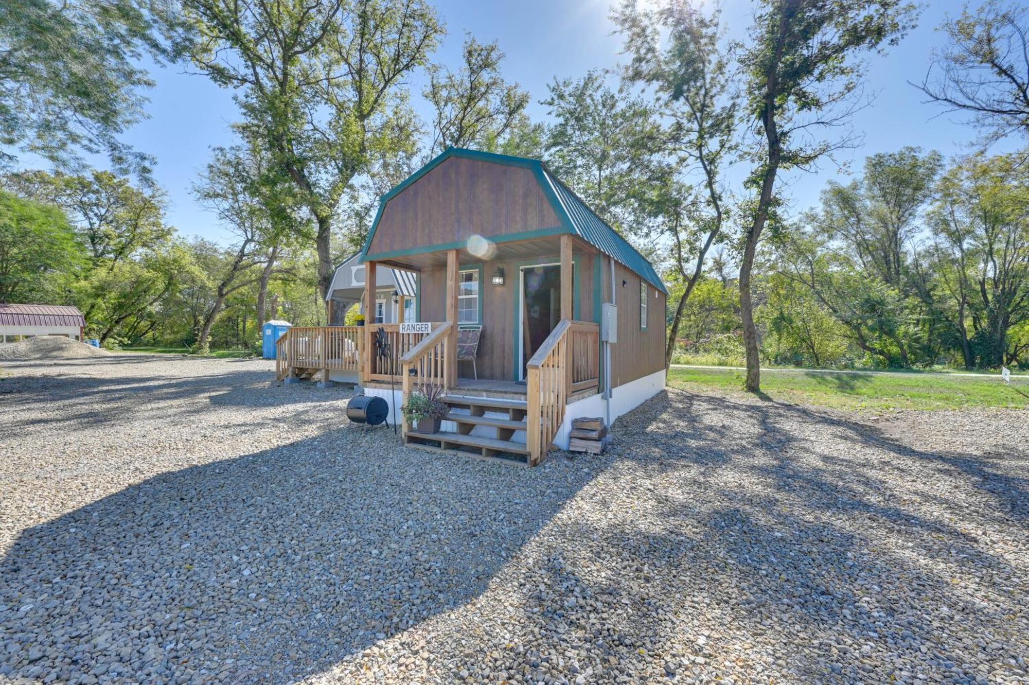 Cabin On Rivers Edge Trail In Steamboat Rock! Apartment Exterior photo